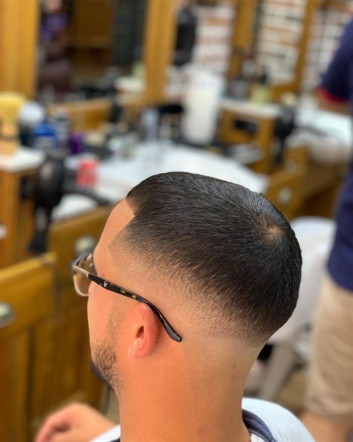 Textured crop haircut at Royal Barbers Tunbridge Wells